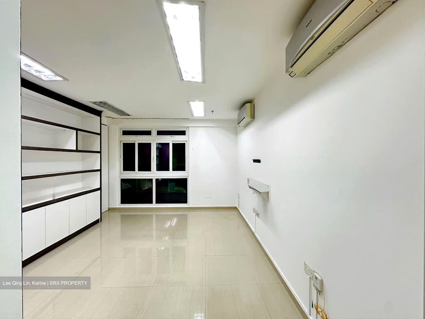 Soho Life (D15), Office #565746791
